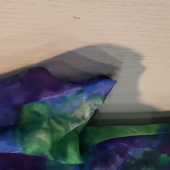 One World Live and Let Live Woman's Top Size S with Attached Tank Top - Picture 4 of 8